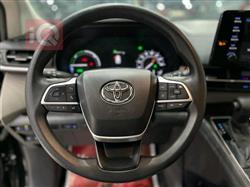 تويوتا سيينا